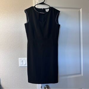 Elegant Black Sleeveless Dress 10P